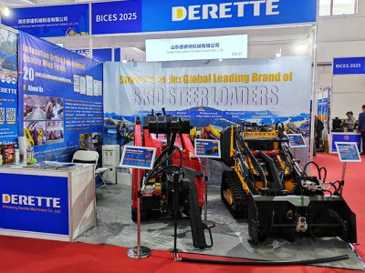 Derette mini skid steer