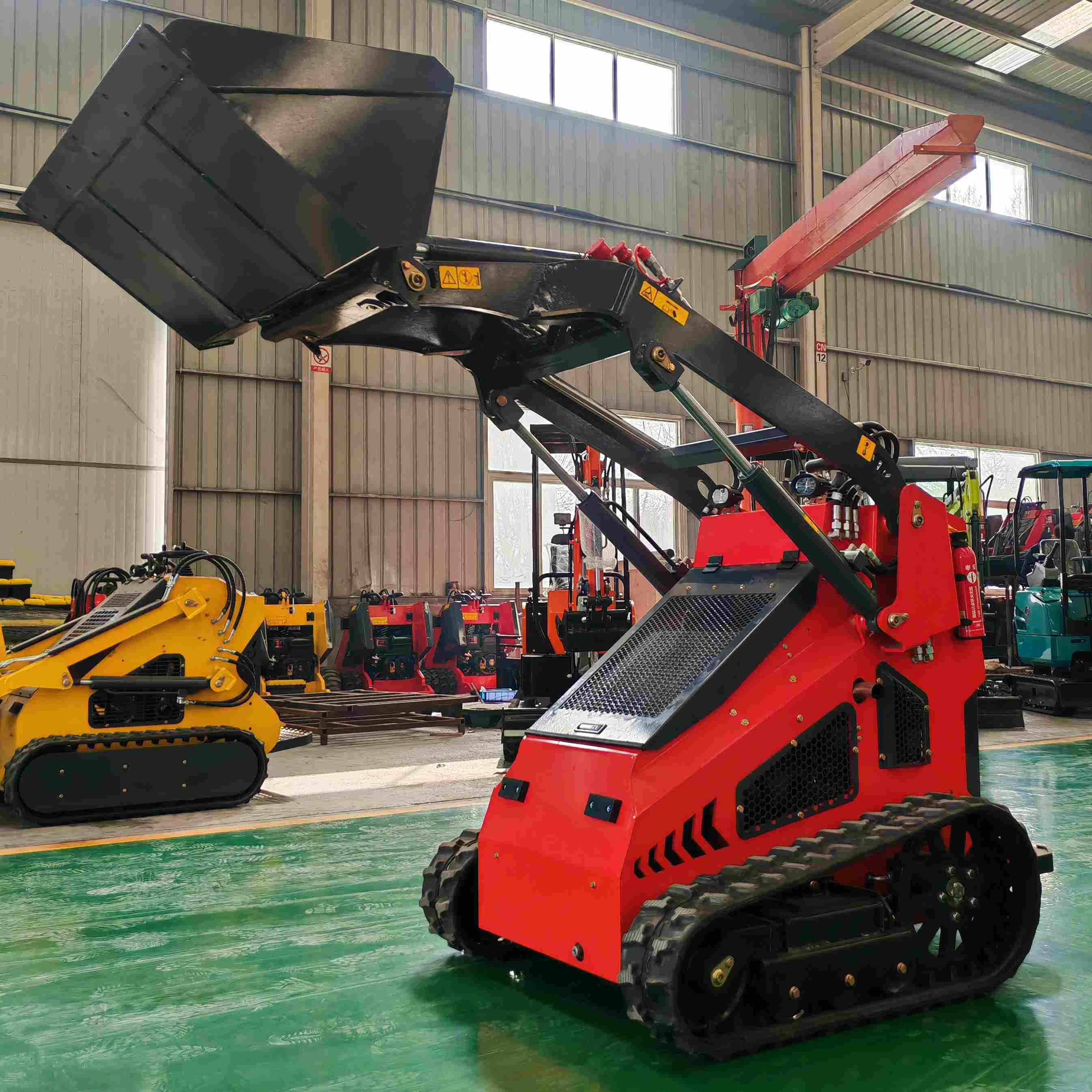 Мини-погрузчик с бортовым поворотом - 430T