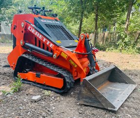 Derette T800 Mini Skid Steer Loader
